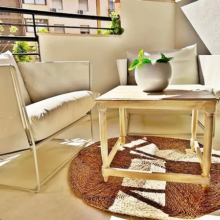 شقة Luxurious With Pool *